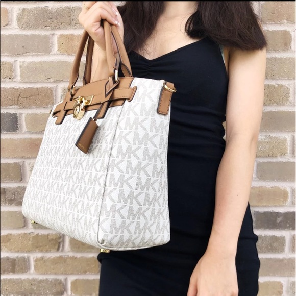 Gaby’sBags👜❤️-NWT Michael Kors Large Zip Satchel - Picture 3 of 8